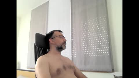 exhibit77 online show from April 14, 2026, 7:36 am