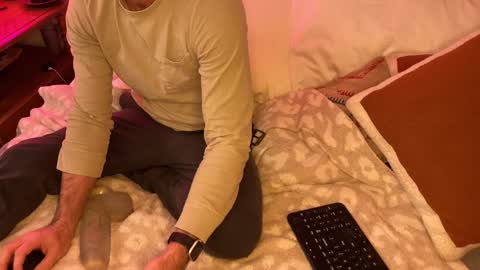 exhibitp online show from January 2, 2025, 5:07 pm