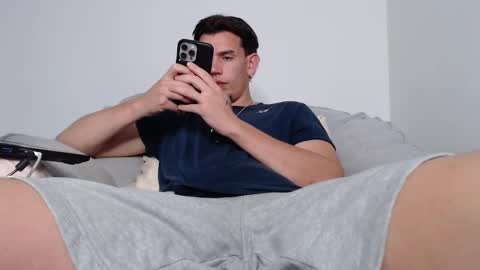 Exi111 online show from October 2, 2025, 4:47 pm