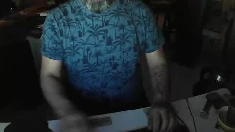 Gio online show from January 2, 2025, 8:02 pm