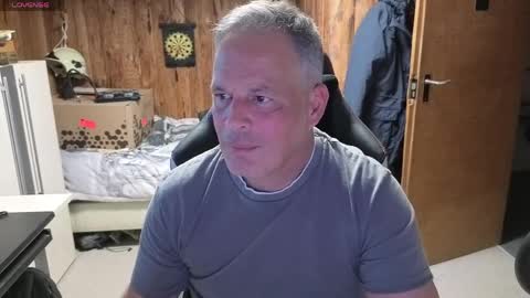 exibe1219 online show from April 4, 2026, 3:20 pm