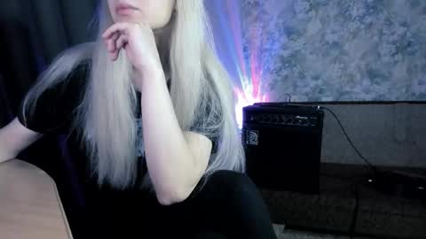 Snapshot of exorty chatting on February 15, 2026, 8:05 pm my real name is Irene but Exo is oke too online show from February 15, 2026, 8:05 pm