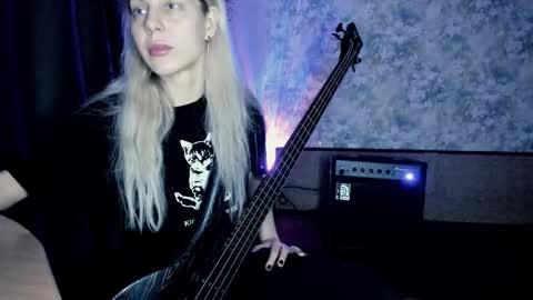 Snapshot of exorty chatting on February 21, 2026, 6:09 pm my real name is Irene but Exo is oke too online show from February 21, 2026, 6:09 pm