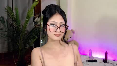 Snapshot of expensive_candyx chatting on January 12, 2025, 1:05 pm Candy  online show from January 12, 2025, 1:05 pm