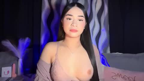 Snapshot of expensivets_chloe chatting on October 13, 2025, 10:26 am chloee online show from October 13, 2025, 10:26 am