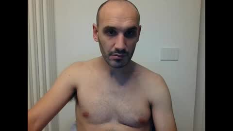 Extro online show from November 14, 2025, 9:57 pm