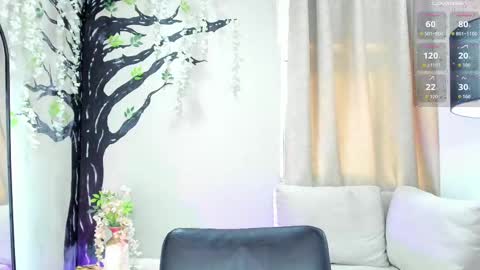      online show from November 12, 2025, 7:46 pm