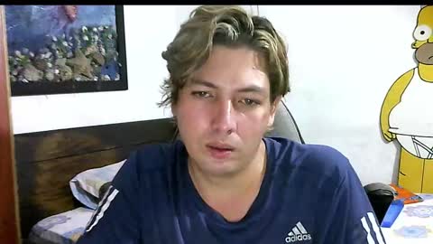 eyesgreenman online show from September 24, 2025, 2:37 am