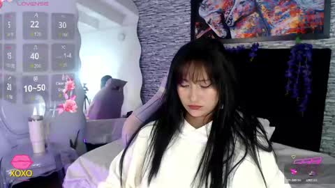 eyes moon online show from June 2, 2026, 12:51 pm