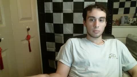 Ezra Naamah online show from February 3, 2025, 11:58 pm