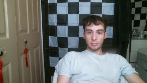 Ezra Naamah online show from March 10, 2025, 4:35 pm