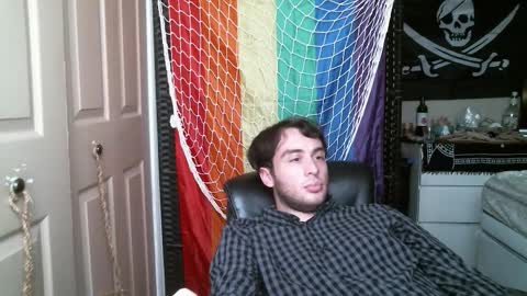 Ezra Naamah online show from December 13, 2025, 7:53 pm