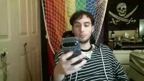 Ezra Naamah online show from February 3, 2026, 3:48 am