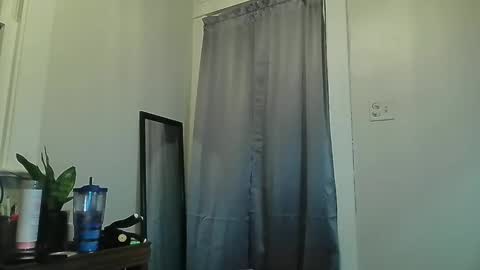 Snapshot of faberini chatting on January 12, 2025, 1:21 am FabOmobono online show from January 12, 2025, 1:21 am