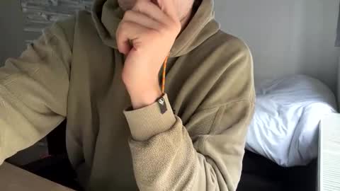 Call me bitch online show from December 3, 2024, 11:55 am