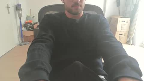 Call me bitch online show from September 26, 2025, 11:03 am