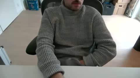 Call me bitch online show from December 2, 2025, 1:05 pm