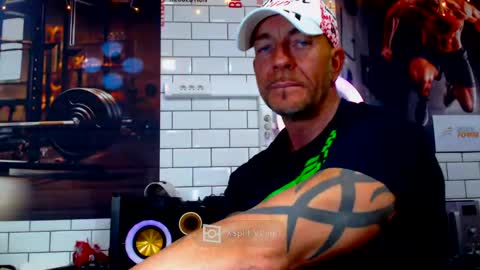 fabxxxl online show from December 19, 2024, 8:23 am