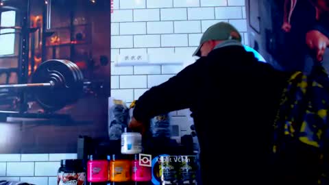 fabxxxl online show from January 14, 2025, 11:10 am