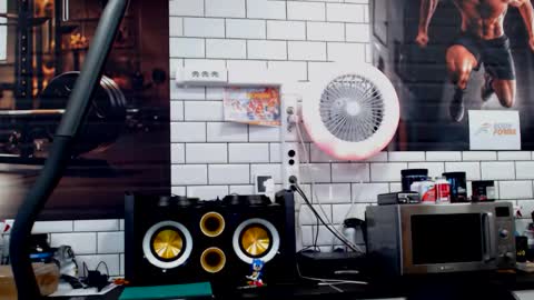 fabxxxl online show from September 12, 2025, 7:19 am