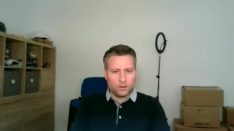 Snapshot of faer_087 chatting on April 13, 2026, 2:33 pm faer_087 online show from April 13, 2026, 2:33 pm