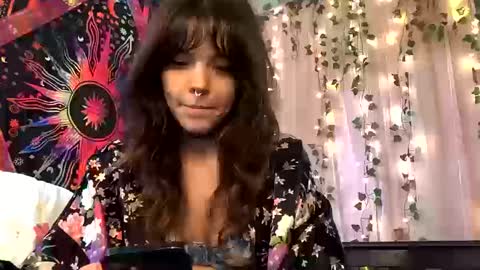 Faerie 3 online show from October 11, 2025, 8:51 pm