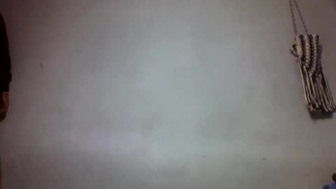 faiqua95 online show from April 6, 2026, 10:49 am