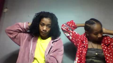 faiqua95 online show from April 23, 2026, 4:09 pm
