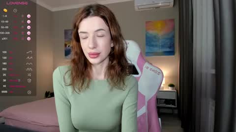 Snapshot of fairy_bloomix chatting on December 9, 2024, 1:55 pm Bloom online show from December 9, 2024, 1:55 pm