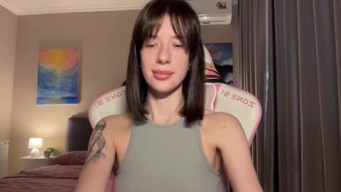 Snapshot of fairy_bloomix chatting on October 2, 2025, 1:18 pm Bloom online show from October 2, 2025, 1:18 pm