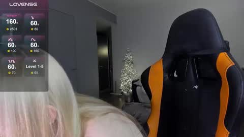 fairy_casey online show from December 5, 2025, 7:32 pm