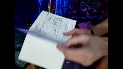 fairy_moan online show from December 1, 2025, 11:32 pm