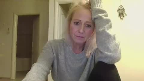 Fairy NightMary online show from November 6, 2025, 9:05 pm