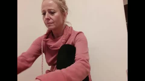 Fairy NightMary online show from January 5, 2026, 6:00 pm