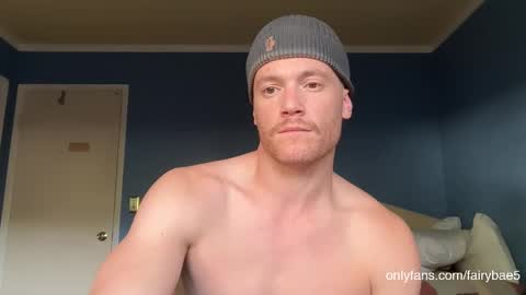 Snapshot of fairybae5 chatting on October 22, 2025, 10:31 pm Travis online show from October 22, 2025, 10:31 pm