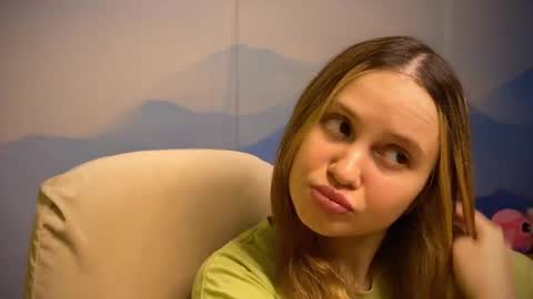 Ilona online show from December 21, 2025, 9:27 am