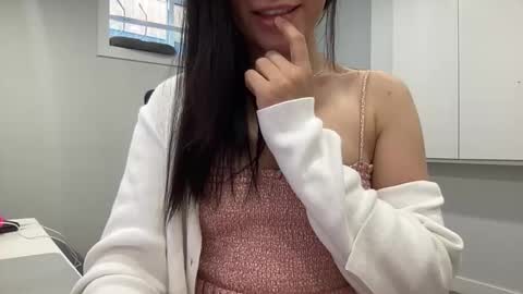 fairypixie online show from September 9, 2025, 4:06 pm