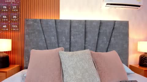  Leila.... online show from November 29, 2025, 12:41 pm