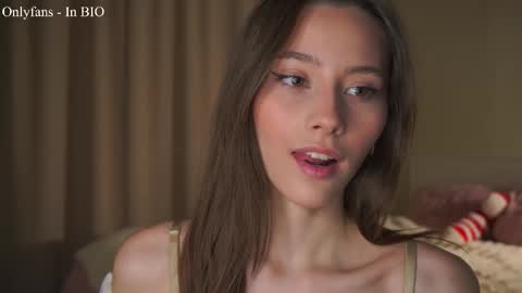 Kaori online show from March 15, 2026, 7:20 pm