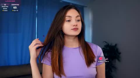 Erika online show from September 16, 2025, 7:31 am