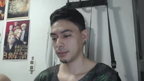 fall_dutt online show from May 6, 2026, 1:47 am