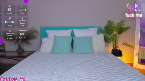 Lana online show from February 25, 2026, 11:25 pm