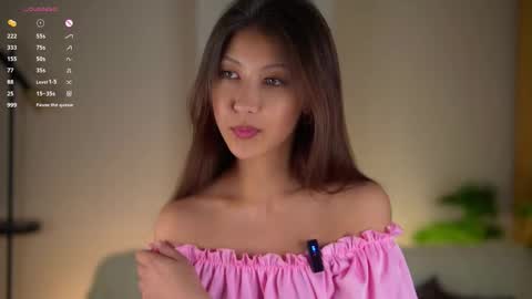 Kim online show from November 25, 2025, 2:06 pm