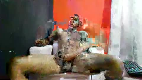 Snapshot of family_room chatting on May 20, 2026, 8:59 pm family on moms side online show from May 20, 2026, 8:59 pm