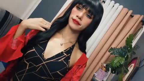 Alexandra x Alexandro online show from September 24, 2025, 8:01 pm