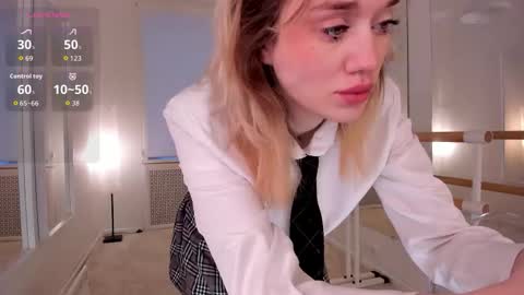 fancyamelia online show from February 24, 2026, 5:27 am