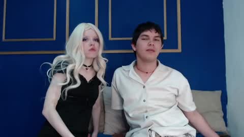 Snapshot of fantasyandsdreams chatting on April 24, 2026, 2:30 pm fantasyandsdreams online show from April 24, 2026, 2:30 pm