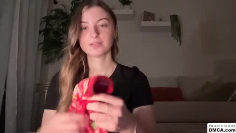 Ella online show from February 19, 2025, 5:27 am