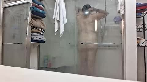 Scarlett online show from December 2, 2025, 3:18 pm