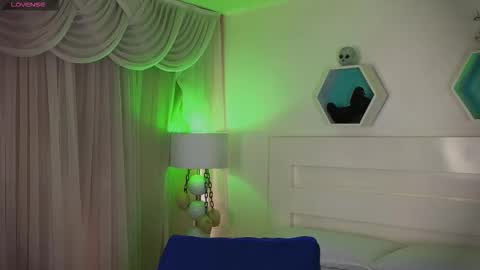 Farah online show from October 24, 2025, 12:12 pm